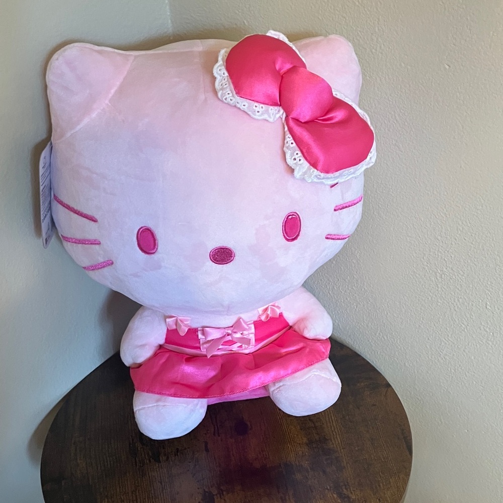 Sanrio Hello Kitty Plush in Light Pink with Hot Pink Bow